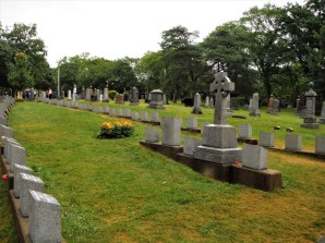 17.7.29 - TITANIC GRAVES